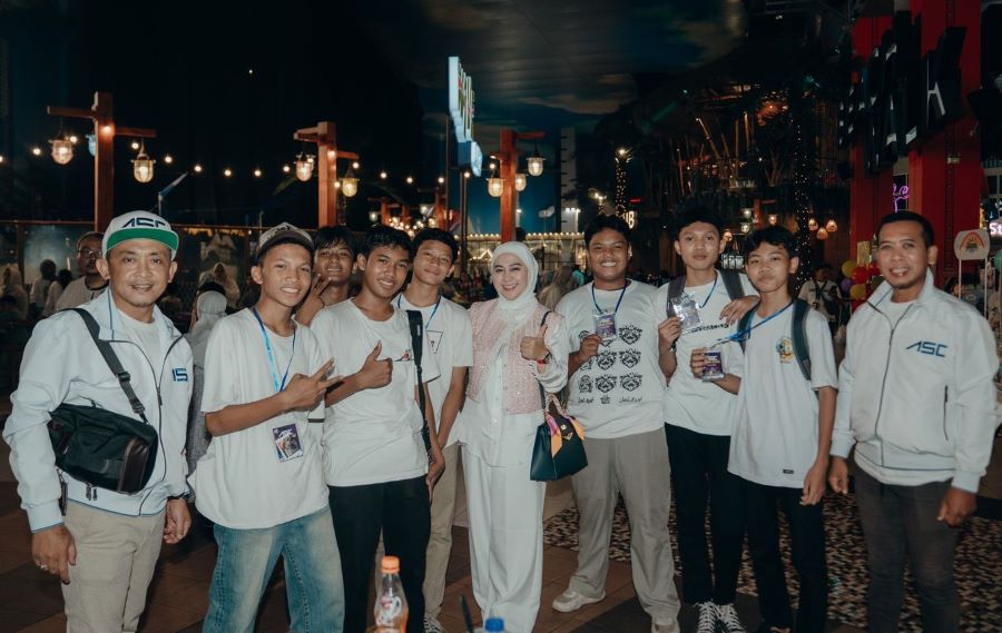 Sahroni Ajak Ratusan Anak Yatim Berkarya Wisata ke Cibubur