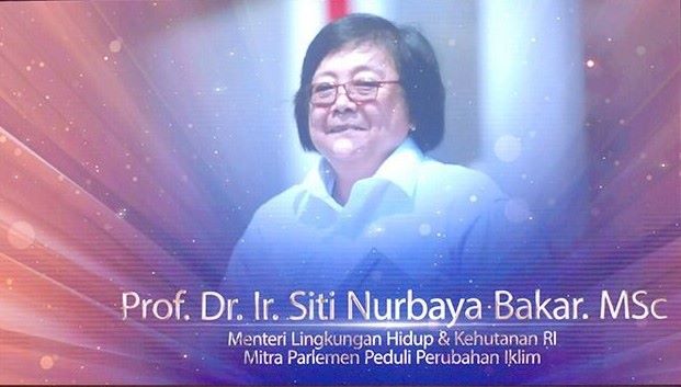 Siti Nurbaya Terima Award Peduli Perubahan Iklim dari KWP