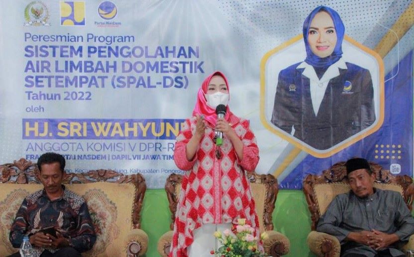 Sri Wahyuni-PUPR Bangun Ratusan Jamban Terpadu di Ponorogo