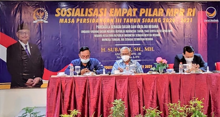 Perlu Normalisasi Demokrasi Melalui Konsolidasi Total