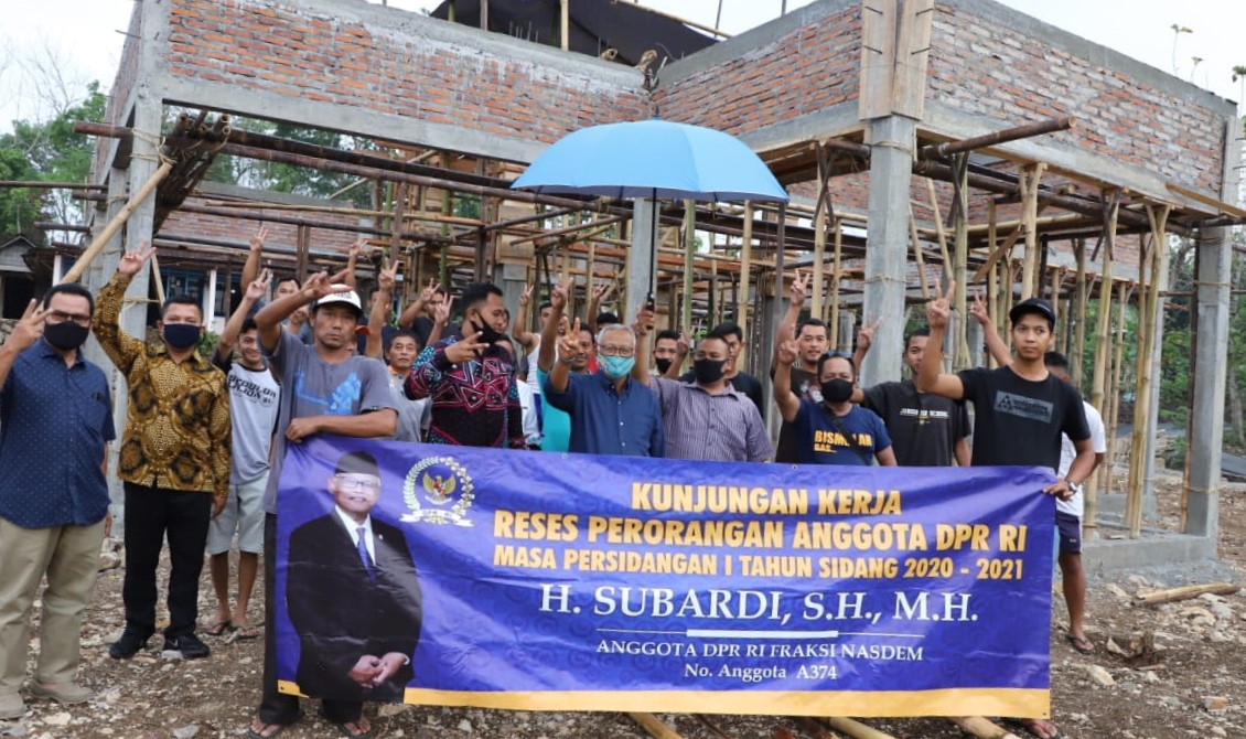Subardi Tinjau Pembangunan Balai Dusun di Gunungkidul