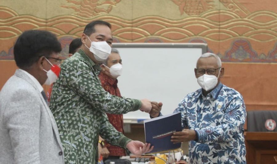 Permudah Izin agar Produk Dalam Negeri Cepat Tembus Pasar ASEAN.