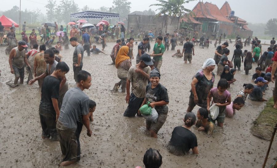 Subardi Gelar Gebyar Tangkap Lele Sambut Ramadan