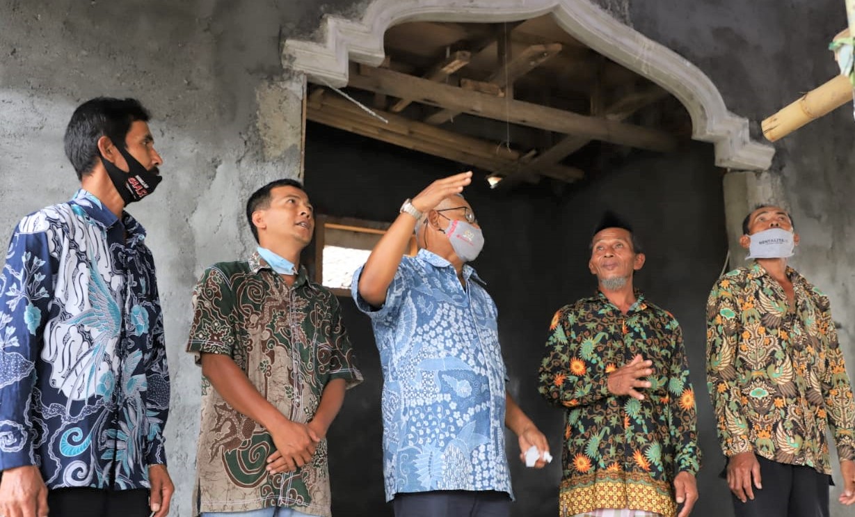 Kuatkan Kebersamaan Subardi Bantu Pembangunan Masjid