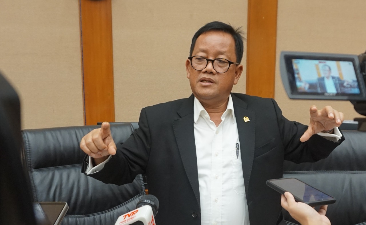 Kenaikan Harga BBM Momentum Kejar Target Bauran Energi Nasional