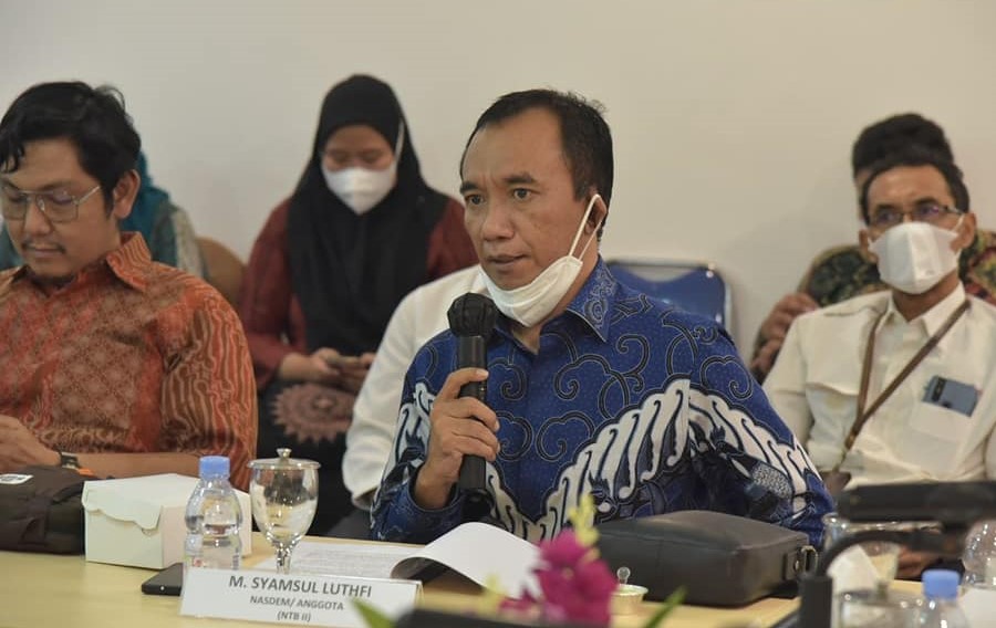NasDem Minta Evaluasi Biaya Transaksi QRIS untuk UMKM