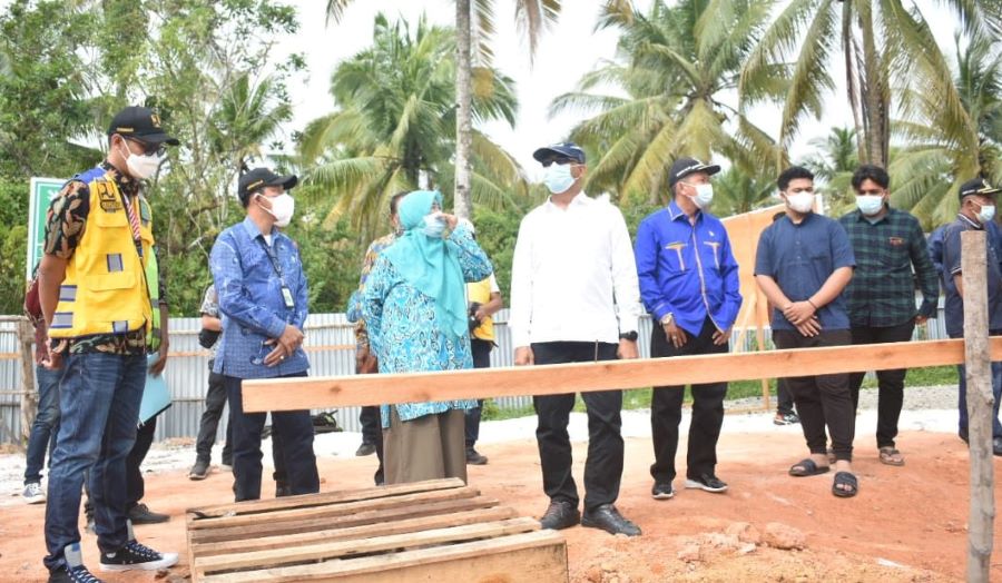 Syarief Tinjau Pembangunan Rusunawa Mempawah