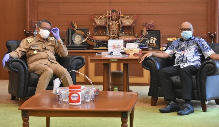 Syarif Bahas Jembatan Kapuas III dengan Gubernur Kalbar