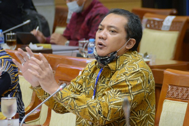 Kluster Ketenagakerjaan Baiknya Dikeluarkan dari RUU Ciptaker