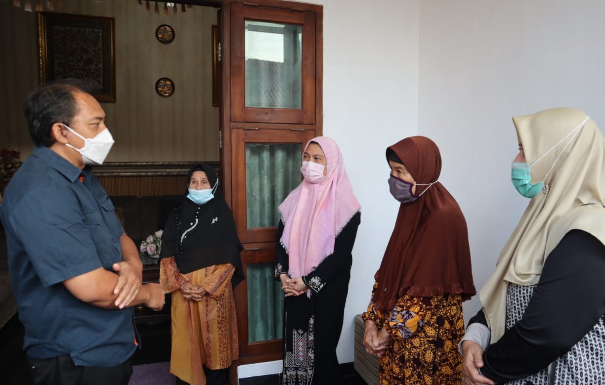Taufik Basari Kunjungi Keluarga Korban KRI Nanggala 402