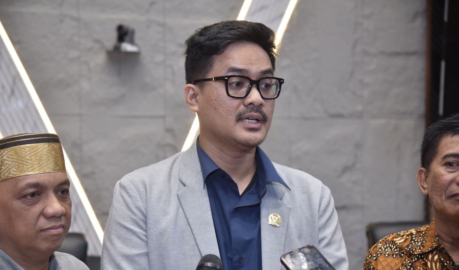 Teguh Iswara Perjuangkan Pembangunan Dermaga di Kepulauan Pangkajene