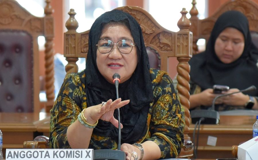 Tina Nur Alam Ajak Generasi Muda Bangun Sultra