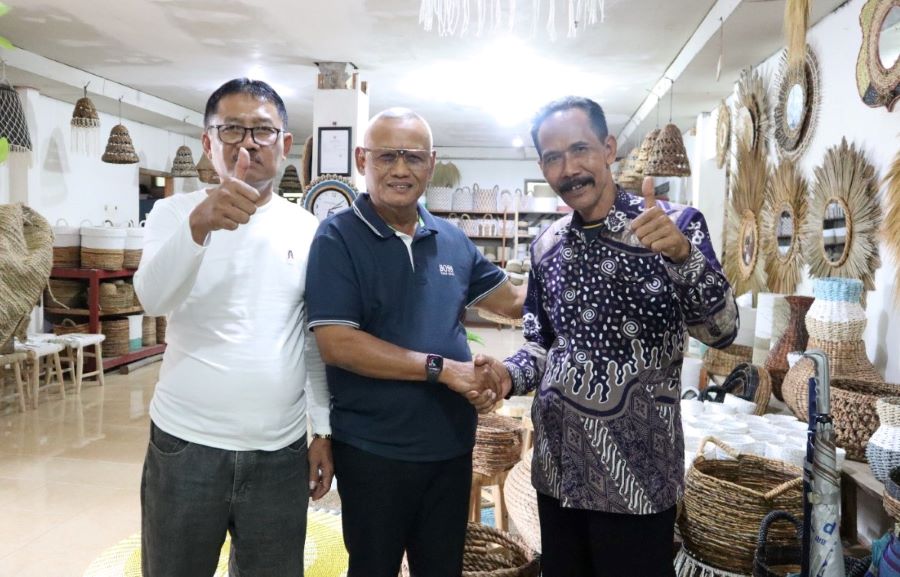 Subardi Dukung Pengrajin Serat Gedebog Pisang Perluas Pasar Ekspor