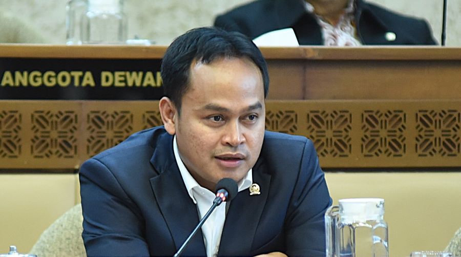 Ujang Bey Tolak Wacana Caleg Wajib Warga Asli Dapil