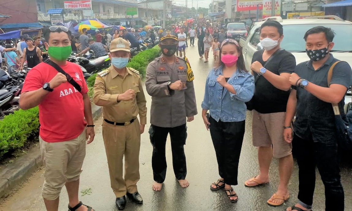 Pemkab Melawi Sigap Evakuasi Korban Banjir