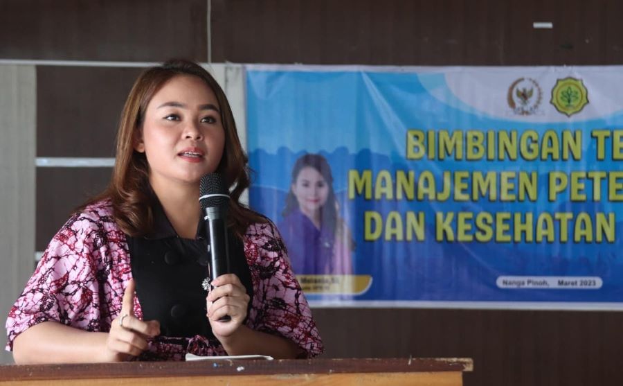 Yessy Gelar Bimtek Manajemen dan Kesehatan Hewan di Melawi