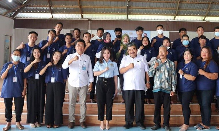 Yessy Melania Pacu Produktivitas Perikanan Melawi