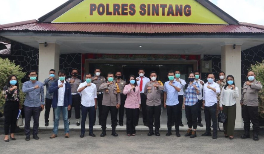 Yessy Tinjau Kesiapan Polres Sintang Terkait Pilkada