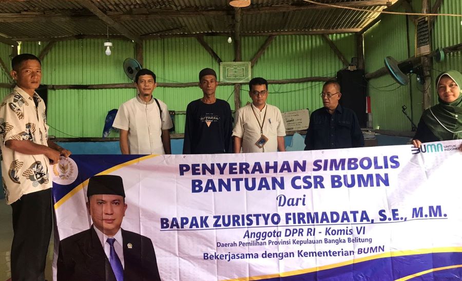 Zuristyo Salurkan CSR PT Timah untuk Masyarakat Bangka Barat